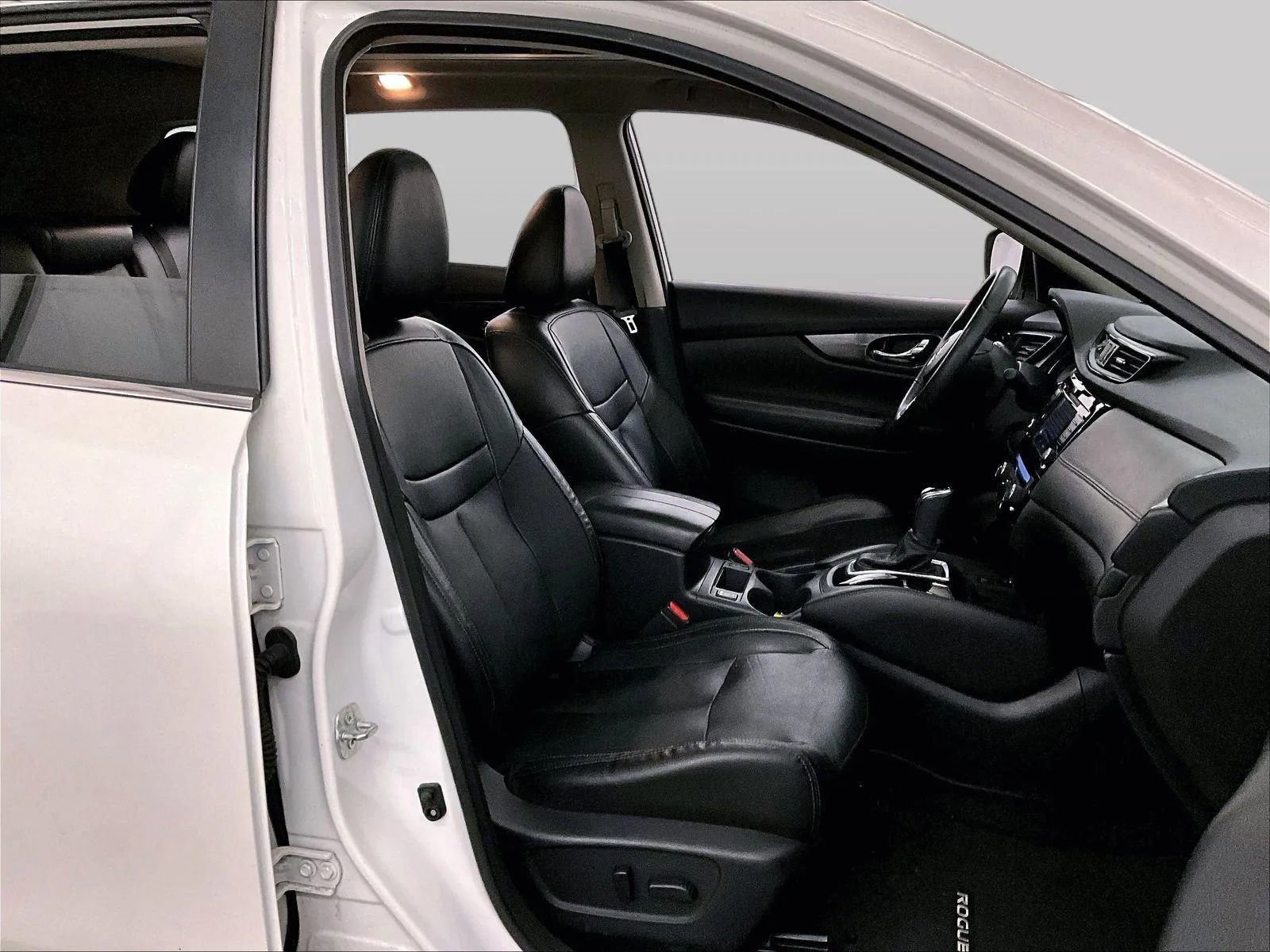 Used 2019 Nissan Rogue SL w/ Premium Package AWD/4WD image 7