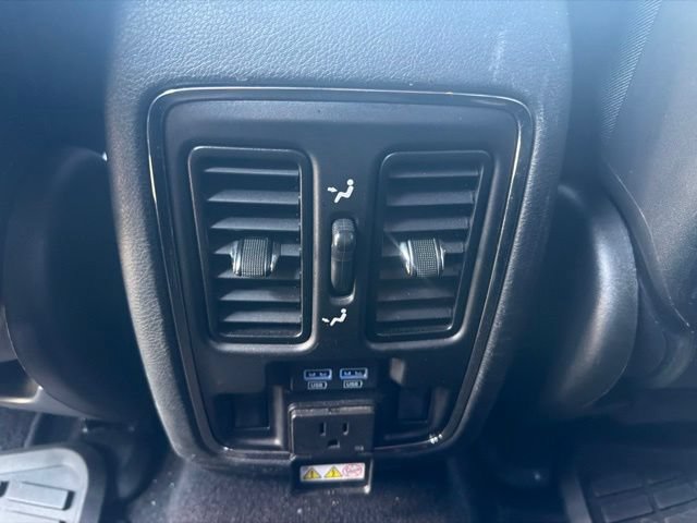 Used 2019 Jeep Grand Cherokee Limited AWD/4WD image 19