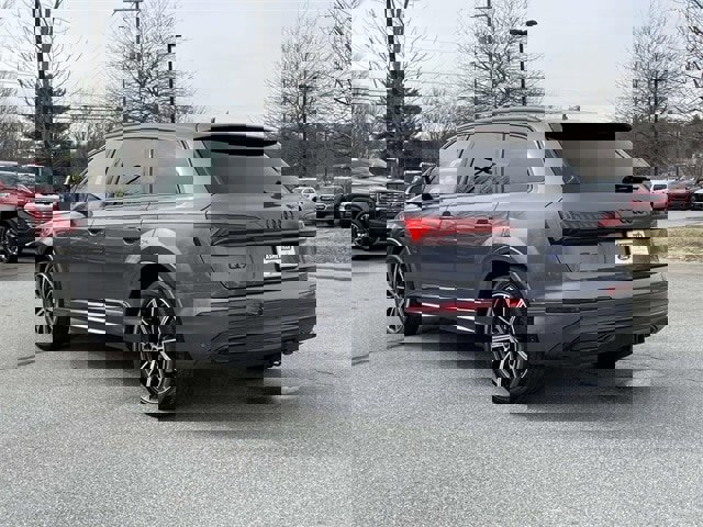 Used 2023 Audi Q7 3.0T Premium Plus image 3