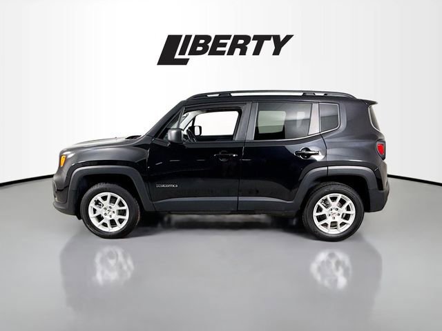 Used 2022 Jeep Renegade Latitude w/ Convenience Group image 2