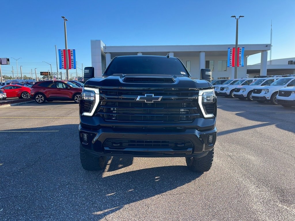 Used 2024 Chevrolet Silverado 2500 LTZ w/ LTZ Plus Package image 7