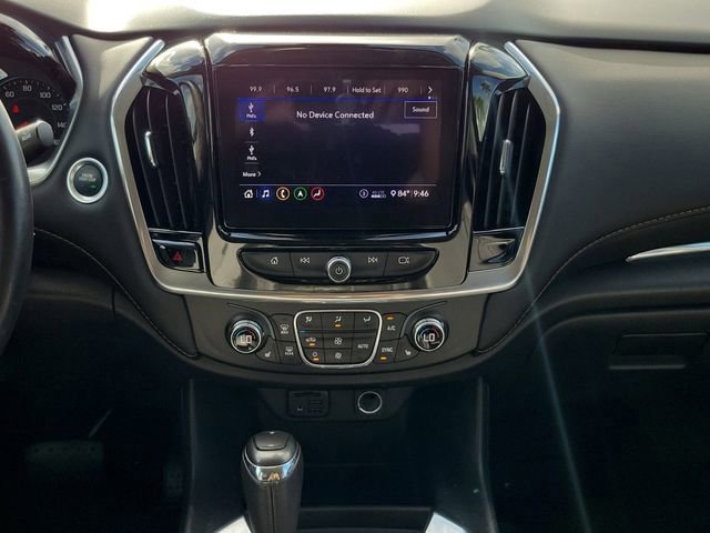Used 2020 Chevrolet Traverse RS image 17