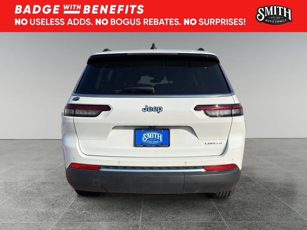 Used 2023 Jeep Grand Cherokee L Laredo image 4