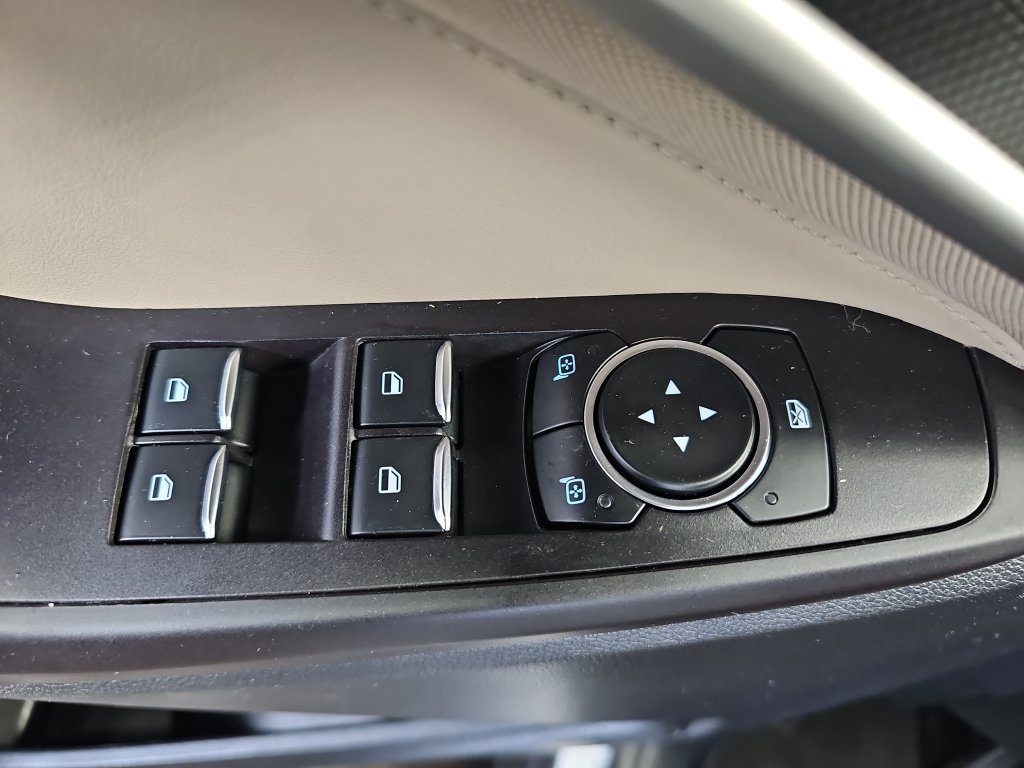 Certified 2020 Ford Explorer XLT RWD image 26