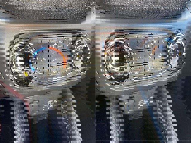 Used 2023 Chevrolet TrailBlazer LT image 12