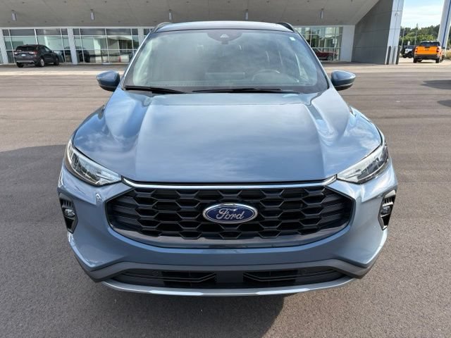 Certified 2025 Ford Escape ST-Line Select w/ Tech Pack #1 AWD/4WD image 11