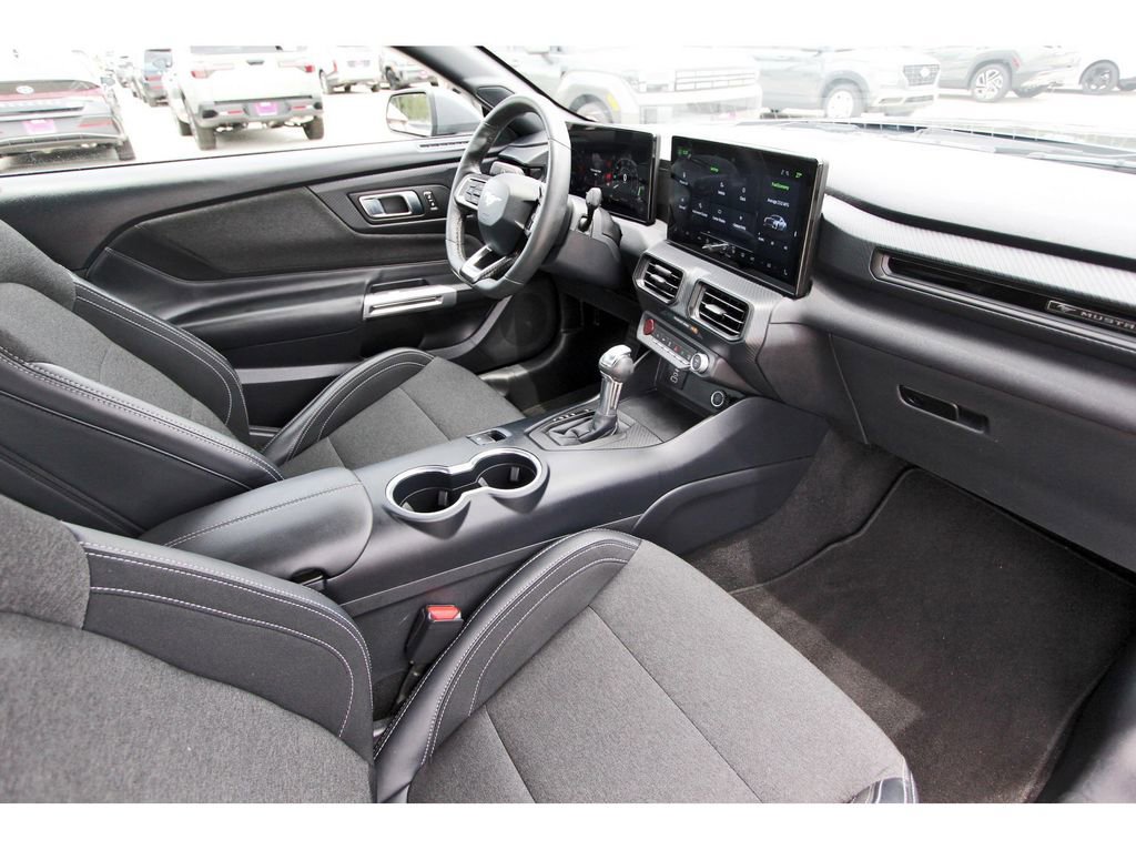 Certified 2024 Ford Mustang Coupe RWD image 27