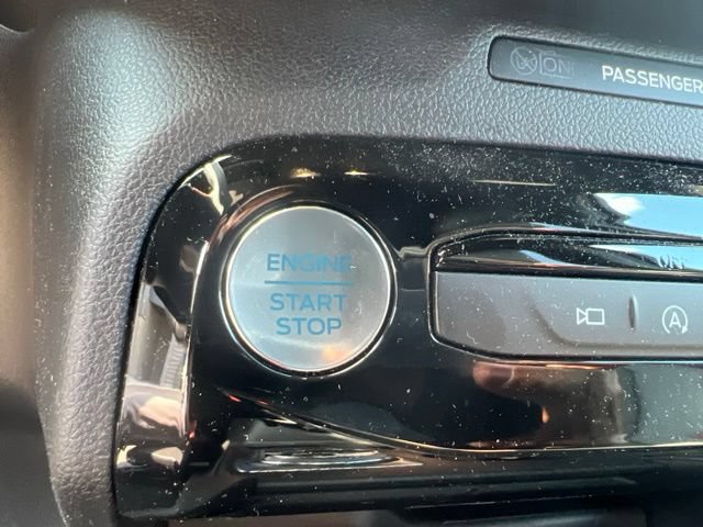 Certified 2024 Ford Escape ST-Line Select w/ Tech Pack #2 AWD/4WD image 32