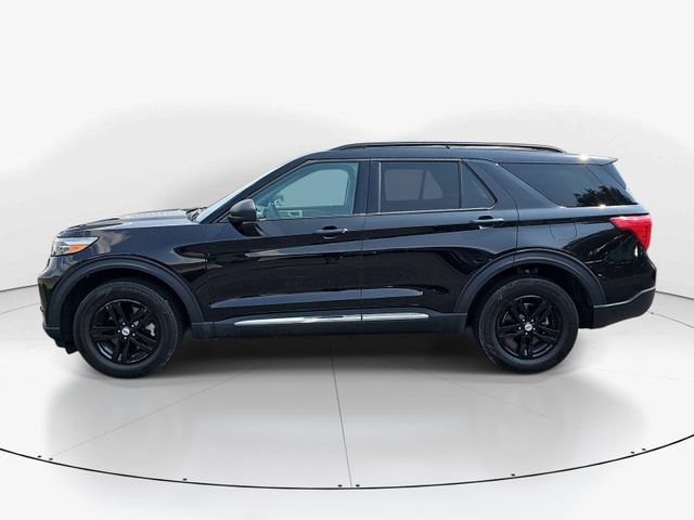 Certified 2023 Ford Explorer XLT w/ Equipment Group 202A AWD/4WD image 6