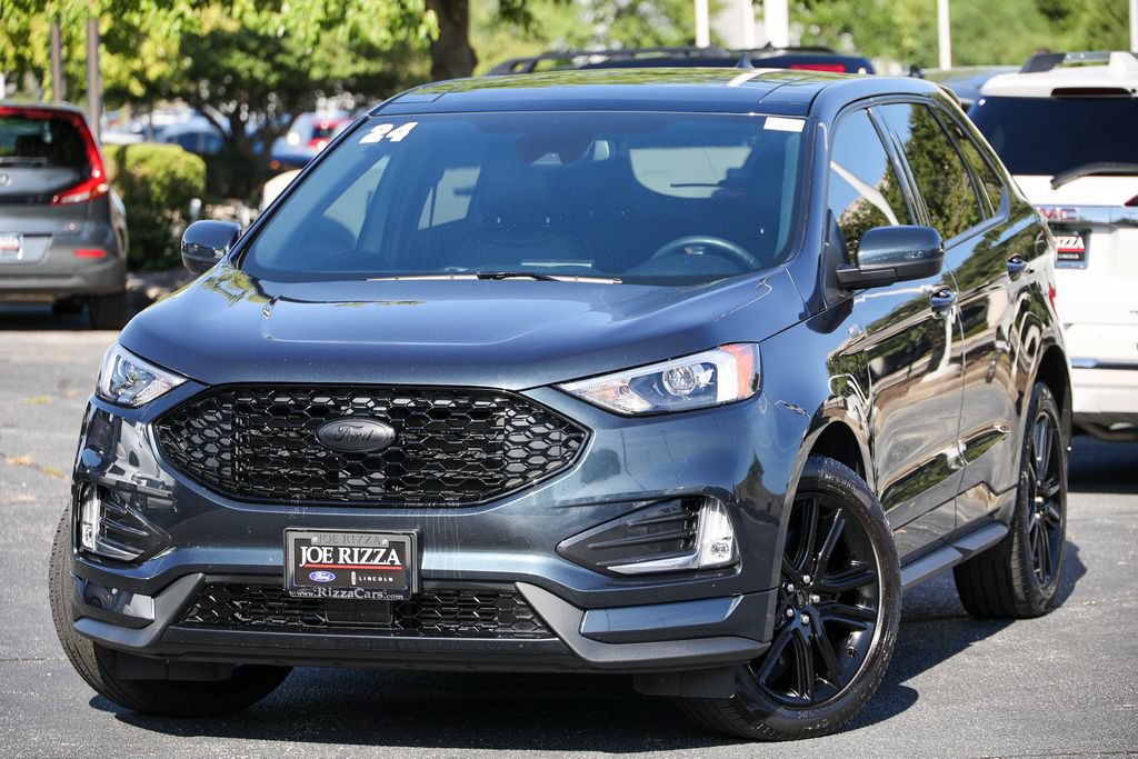 Certified 2024 Ford Edge ST-Line w/ Class II Trailer Tow Package AWD/4WD image 22