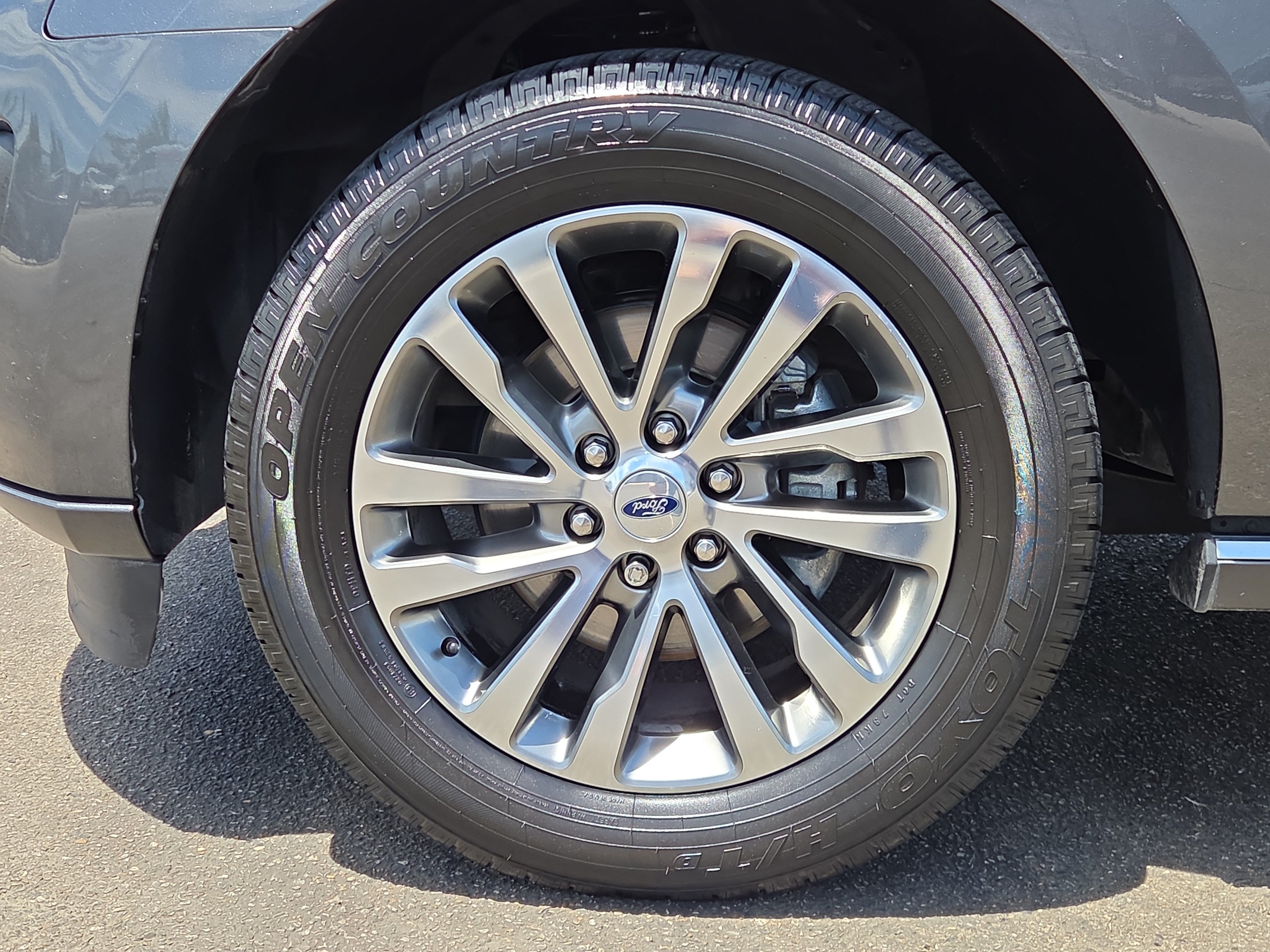 Certified 2018 Ford Expedition Limited w/ Equipment Group 301A RWD image 9