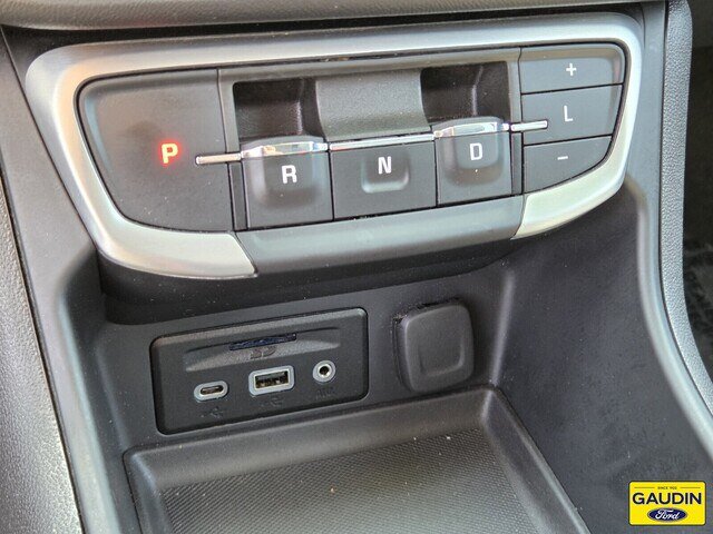 Used 2024 GMC Terrain SLT AWD/4WD image 24