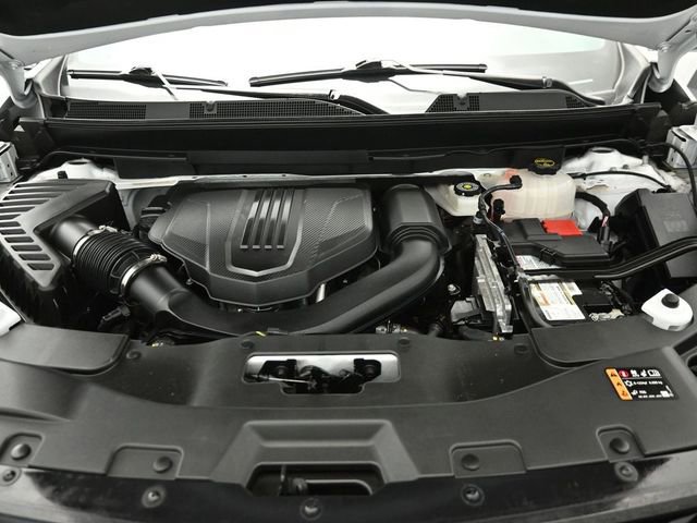 Used 2024 Chevrolet Traverse RS w/ LPO, Floor Liner Package image 39