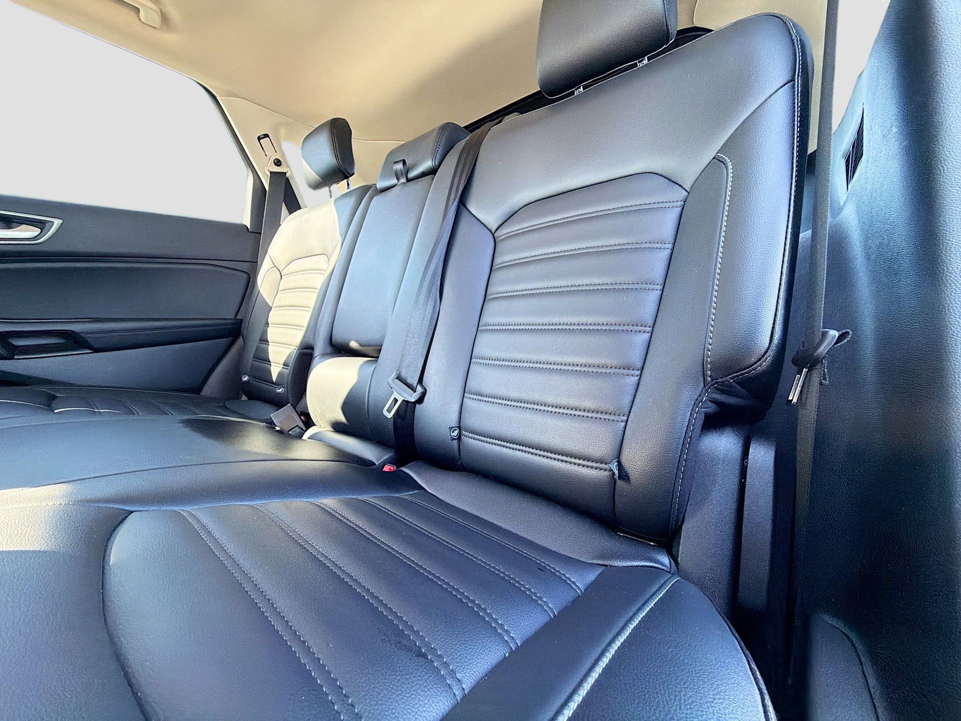 Certified 2024 Ford Edge SEL w/ Convenience Package image 28