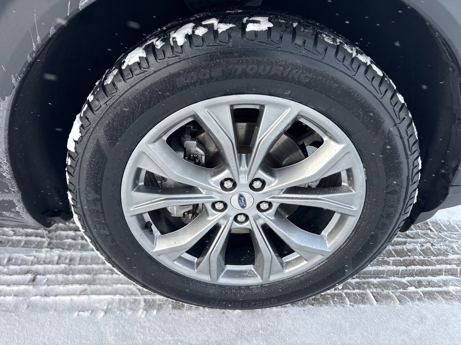 Certified 2023 Ford Explorer Limited w/ Equipment Group 301A image 21