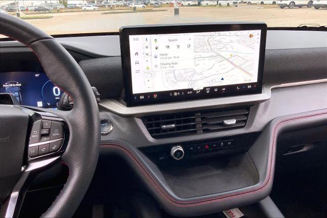 Certified 2025 Ford Explorer ST-Line image 8