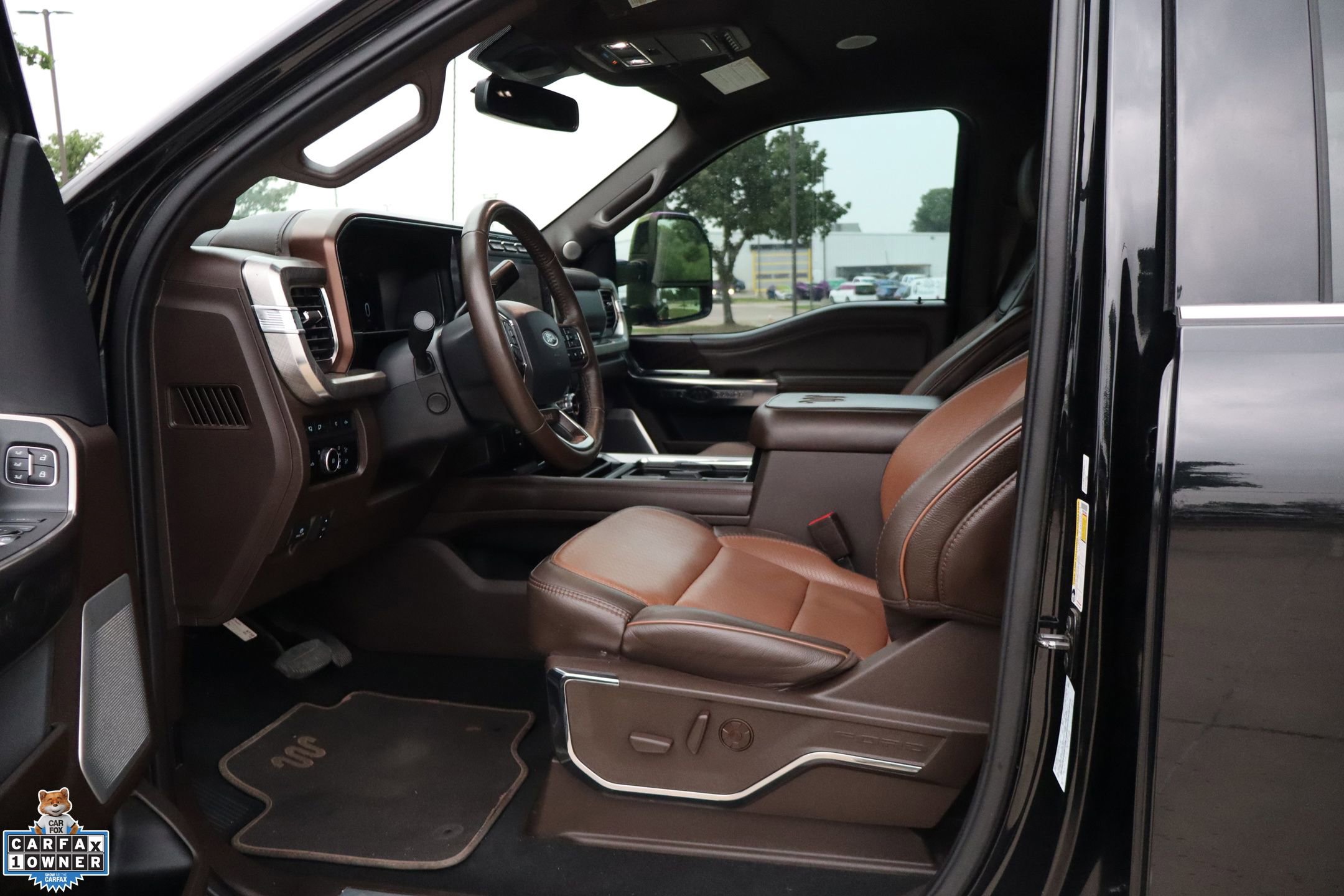Certified 2024 Ford F350 King Ranch w/ FX4 Off-Road Package AWD/4WD image 25