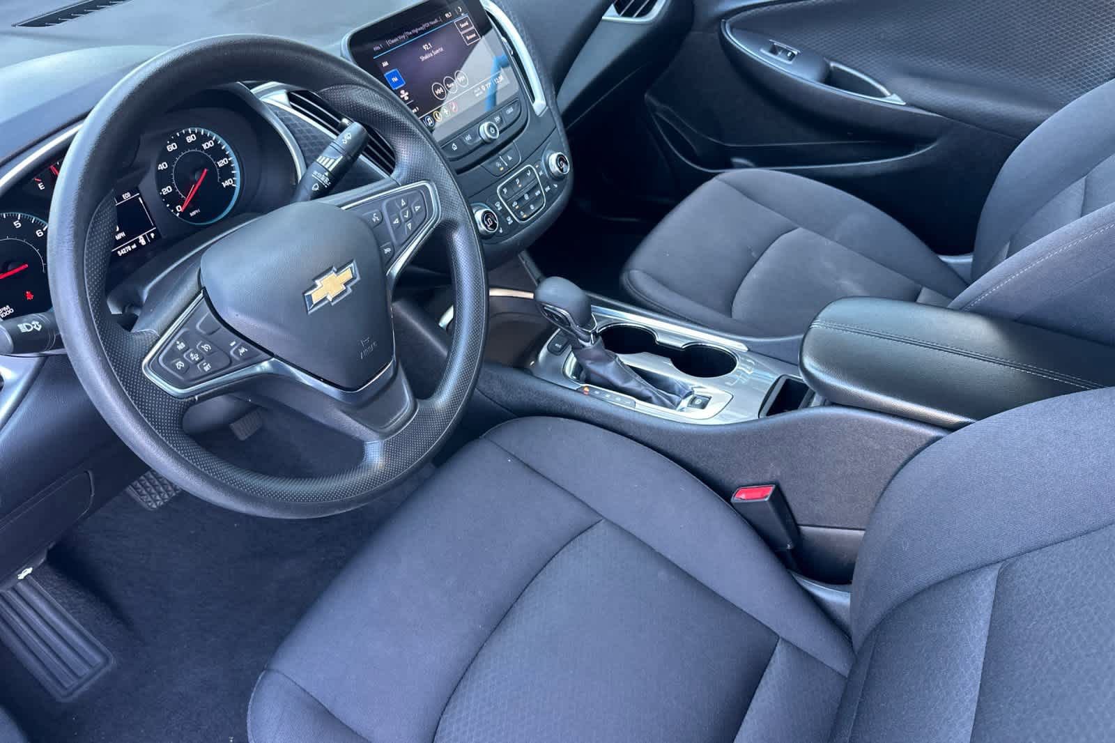 Used 2024 Chevrolet Malibu LT image 12