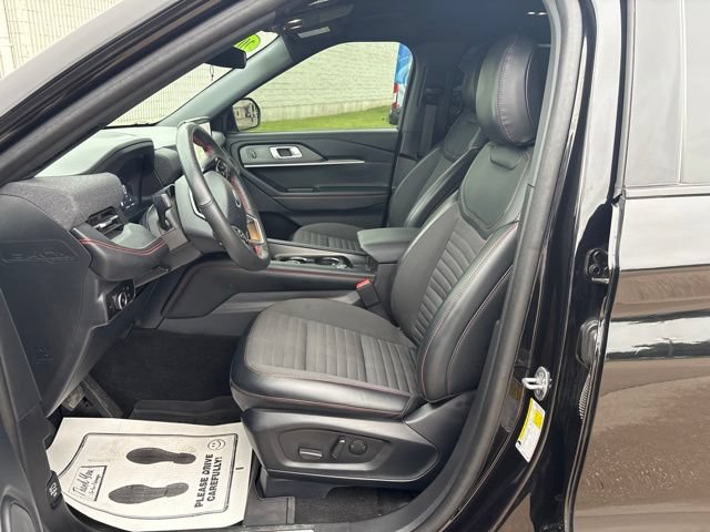 Certified 2025 Ford Explorer ST-Line AWD/4WD image 23