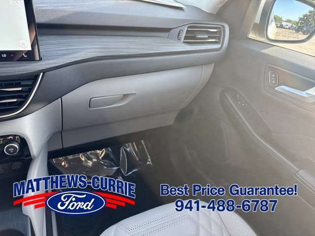 Certified 2023 Ford Escape SE w/ PHEV Premium Package FWD image 22