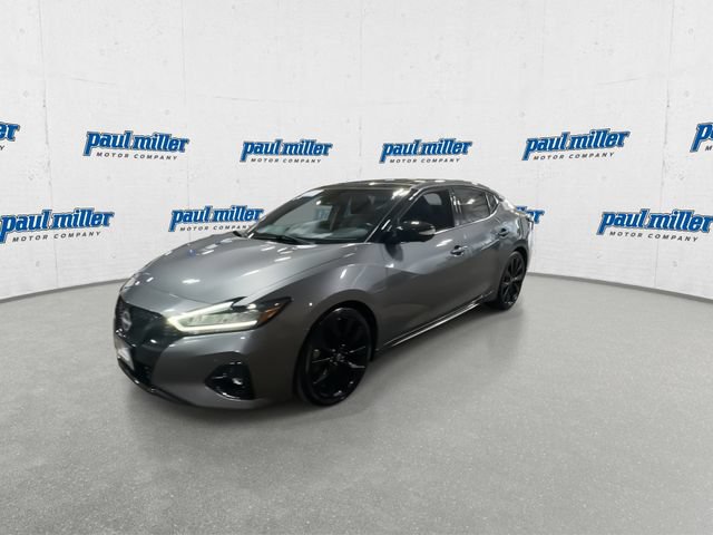 Used 2023 Nissan Maxima SR w/ Sport Mat Group FWD image 5