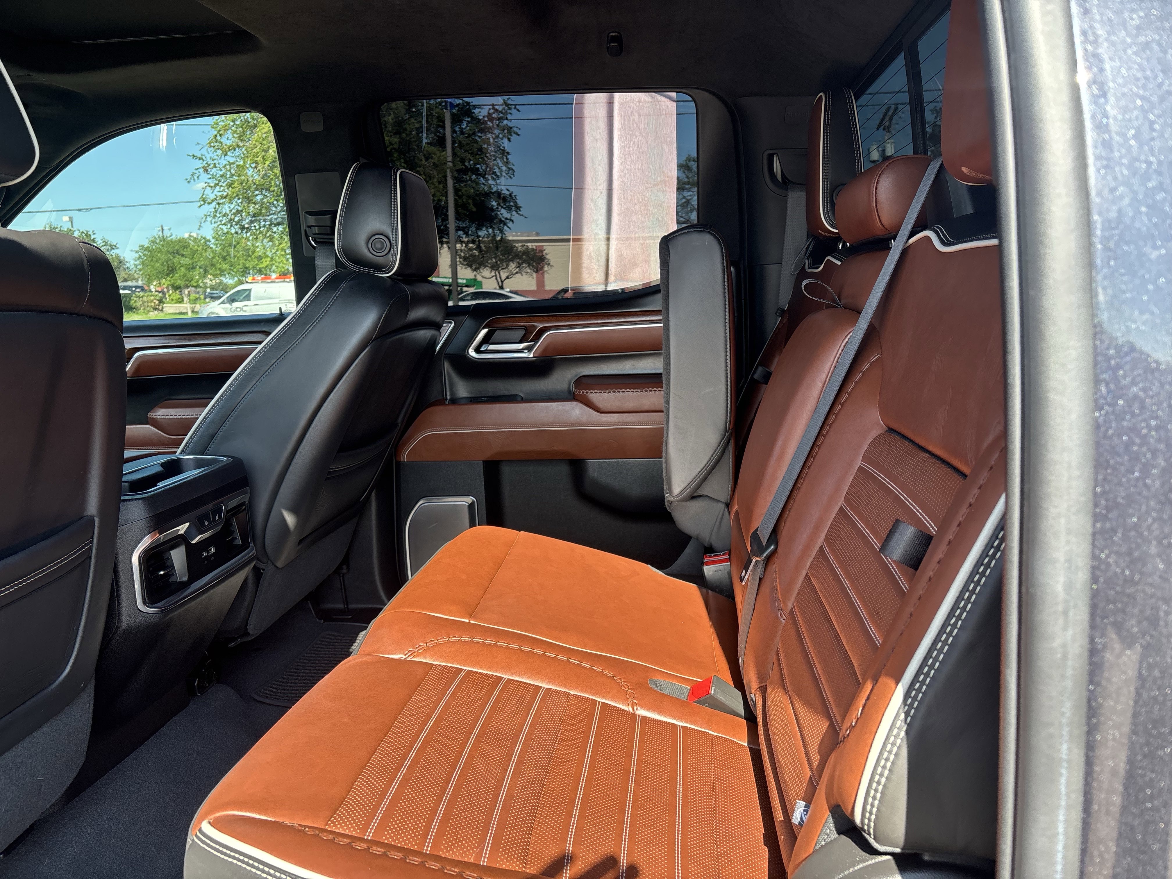 Used 2024 GMC Sierra 1500 Denali Ultimate AWD/4WD image 15