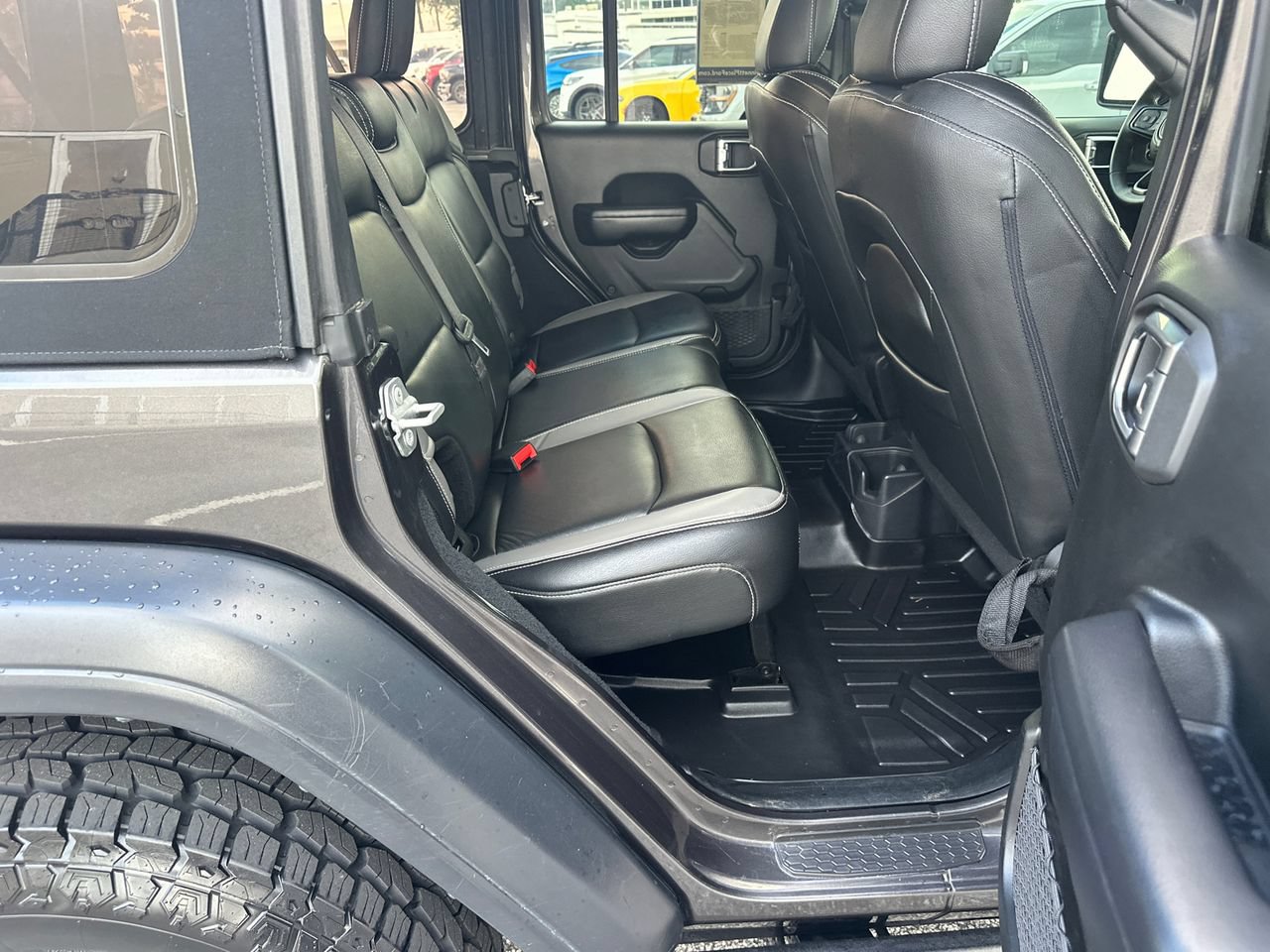 Used 2019 Jeep Wrangler Unlimited Sport S AWD/4WD image 17