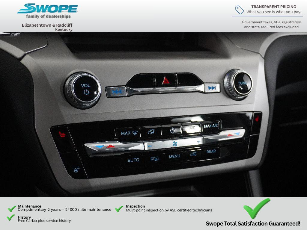 Certified 2022 Ford Explorer XLT w/ Equipment Group 202A AWD/4WD image 27