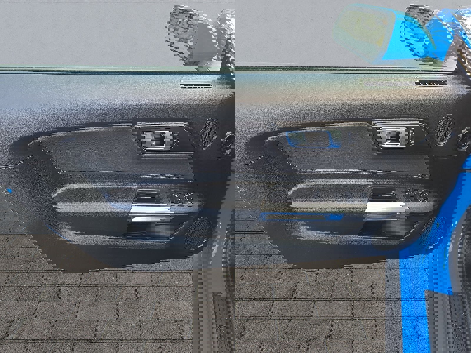 Certified 2022 Ford Mustang Convertible w/ Equipment Group 101A image 11