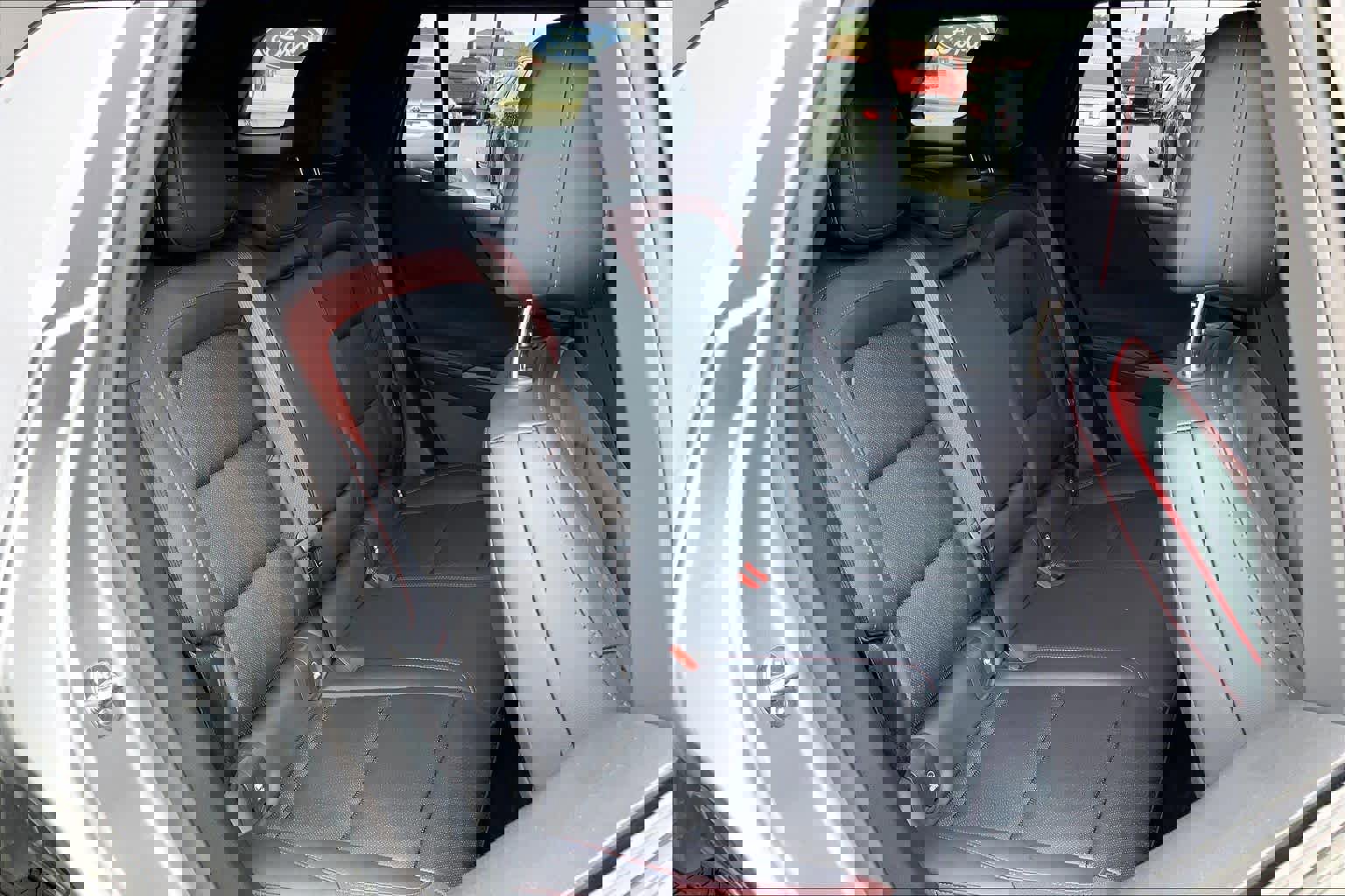 Used 2025 Chevrolet Equinox RS w/ Safety and Technology Package image 17