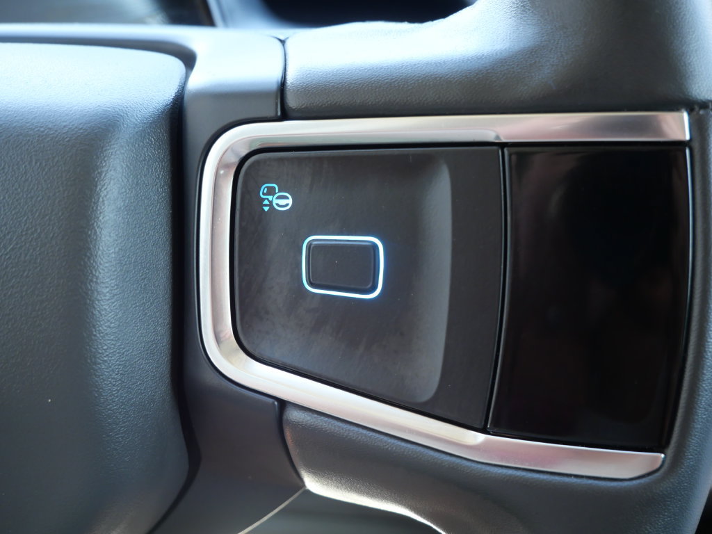 Certified 2025 Ford Expedition Active AWD/4WD image 24