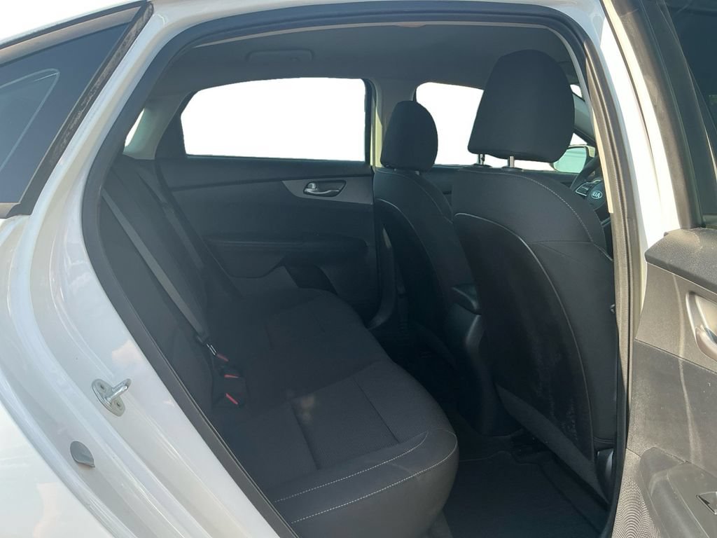 Used 2020 Kia Forte LXS FWD image 23