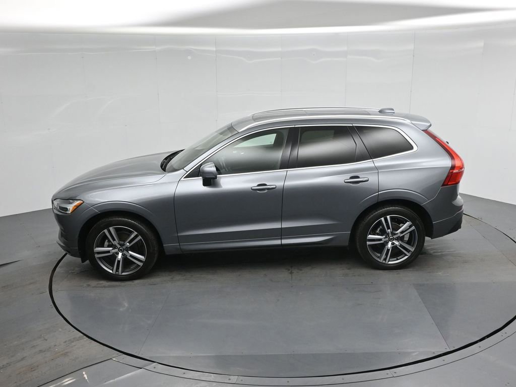 Used 2020 Volvo XC60 T5 Momentum w/ Protection Package Premier image 23