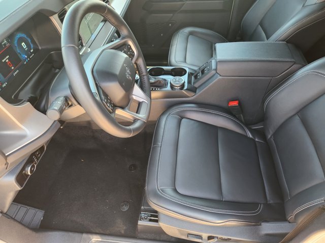 Certified 2025 Ford Bronco Outer Banks AWD/4WD image 12