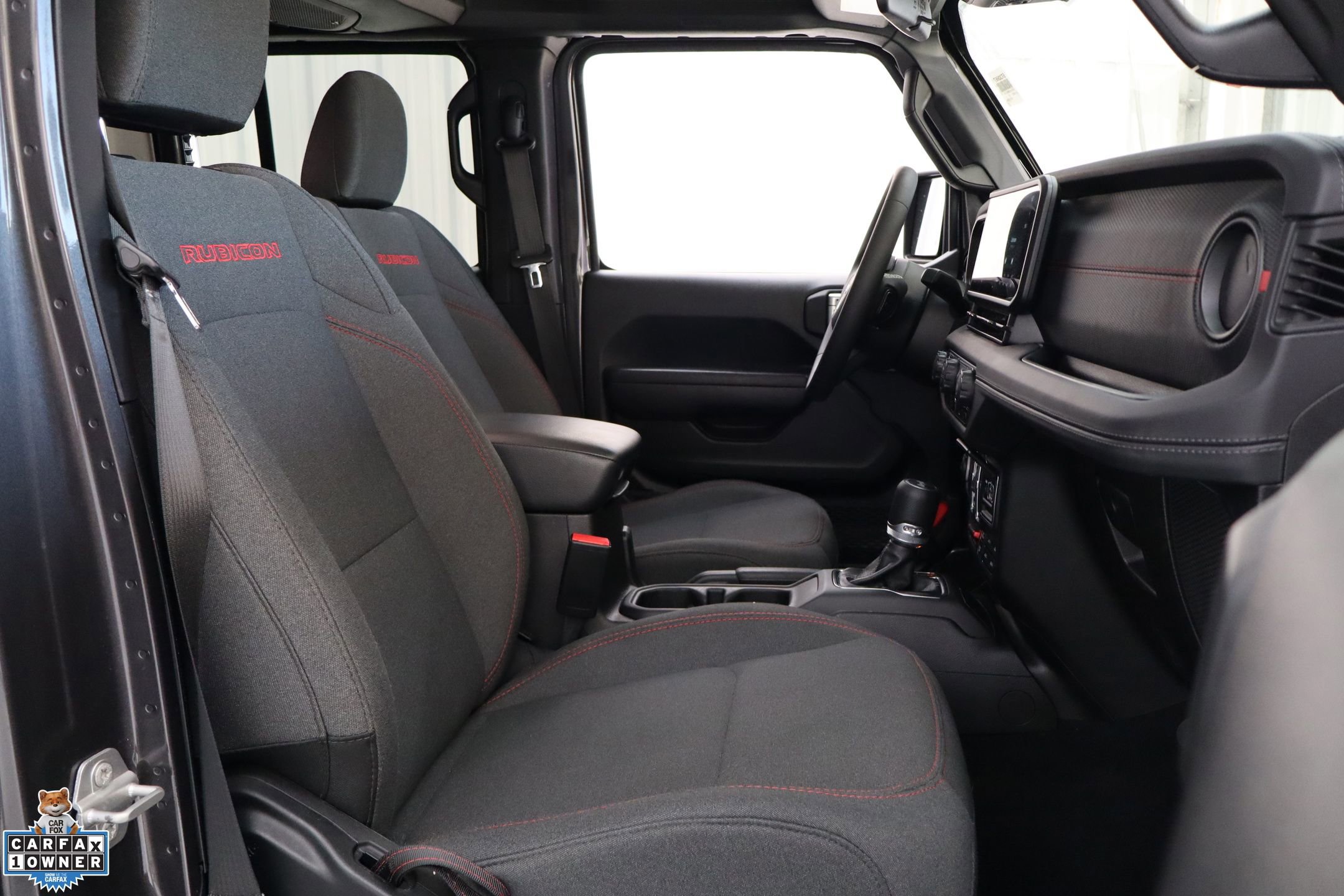 Used 2025 Jeep Wrangler Unlimited Rubicon image 30