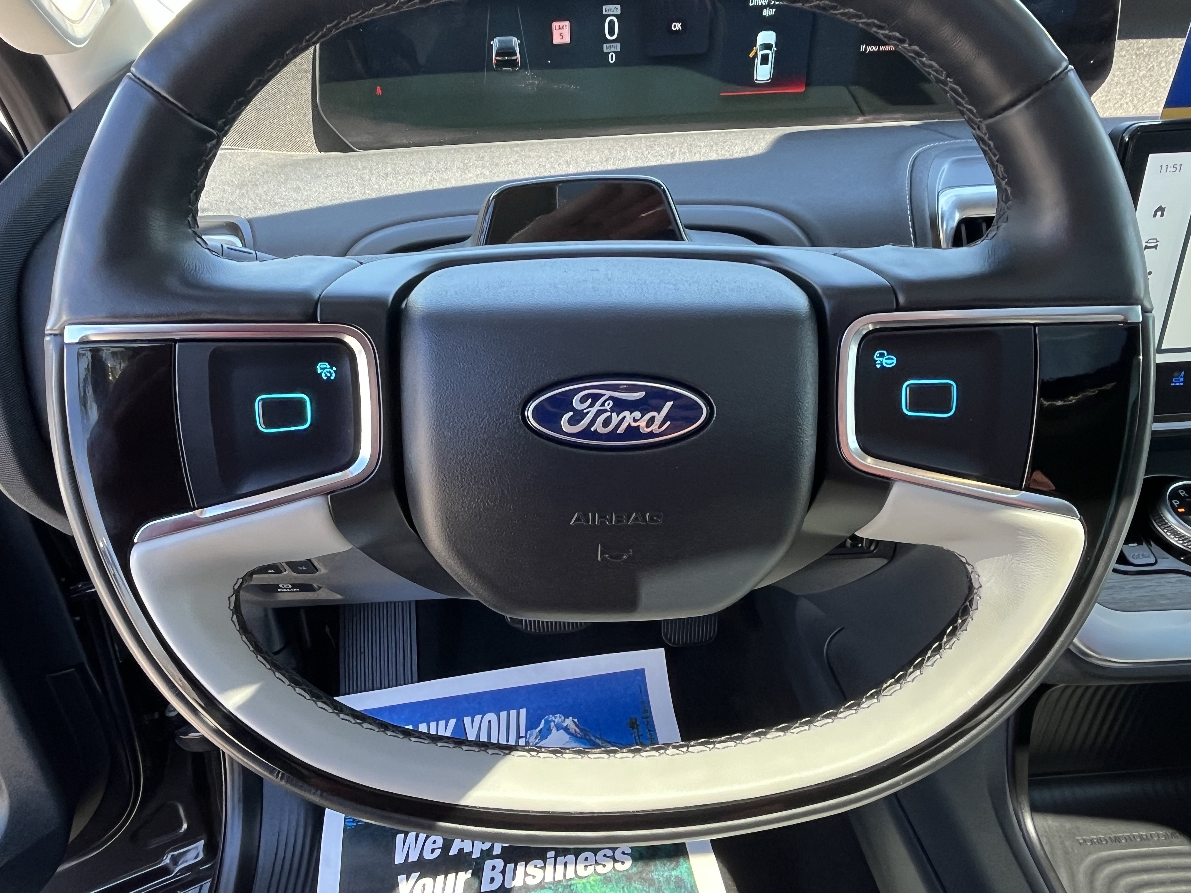 Certified 2025 Ford Expedition Max Platinum w/ Driver's Package AWD/4WD image 18