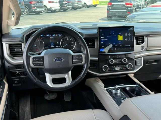Certified 2023 Ford Expedition Max XLT image 6
