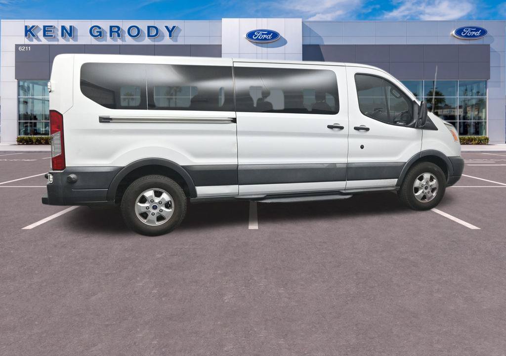 Certified 2017 Ford Transit 350 XLT RWD image 6