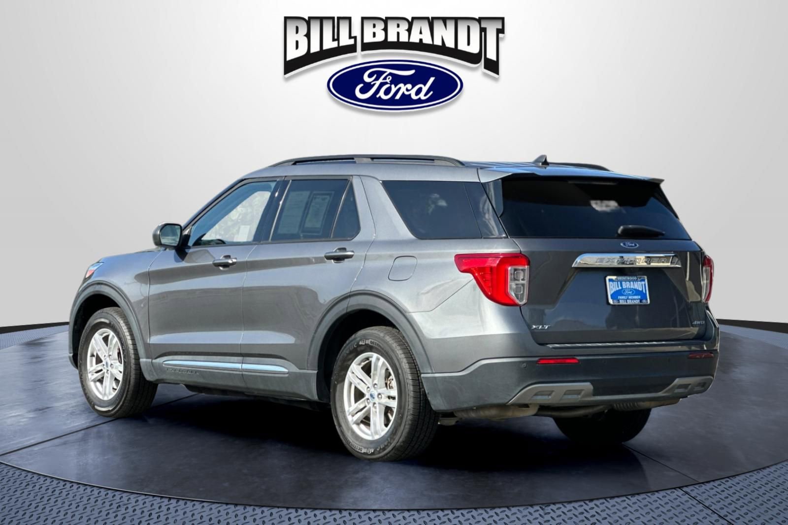 Certified 2023 Ford Explorer XLT w/ Equipment Group 202A AWD/4WD image 5
