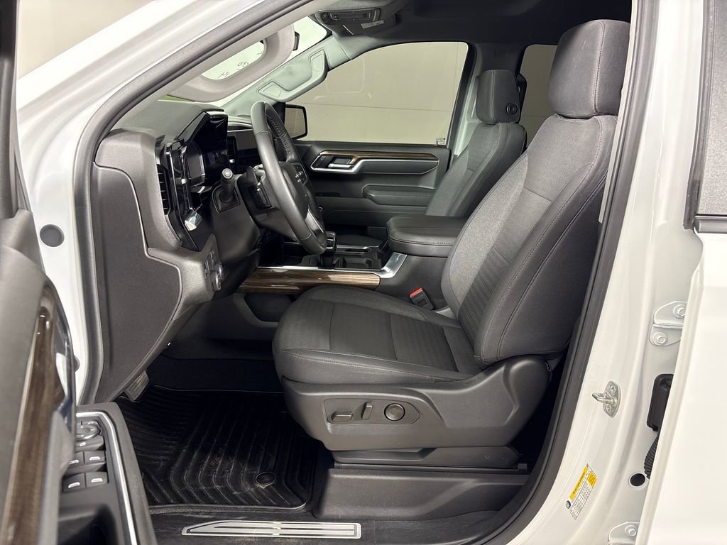 Used 2025 Chevrolet Silverado 1500 RST w/ All Star Edition Plus RWD image 28