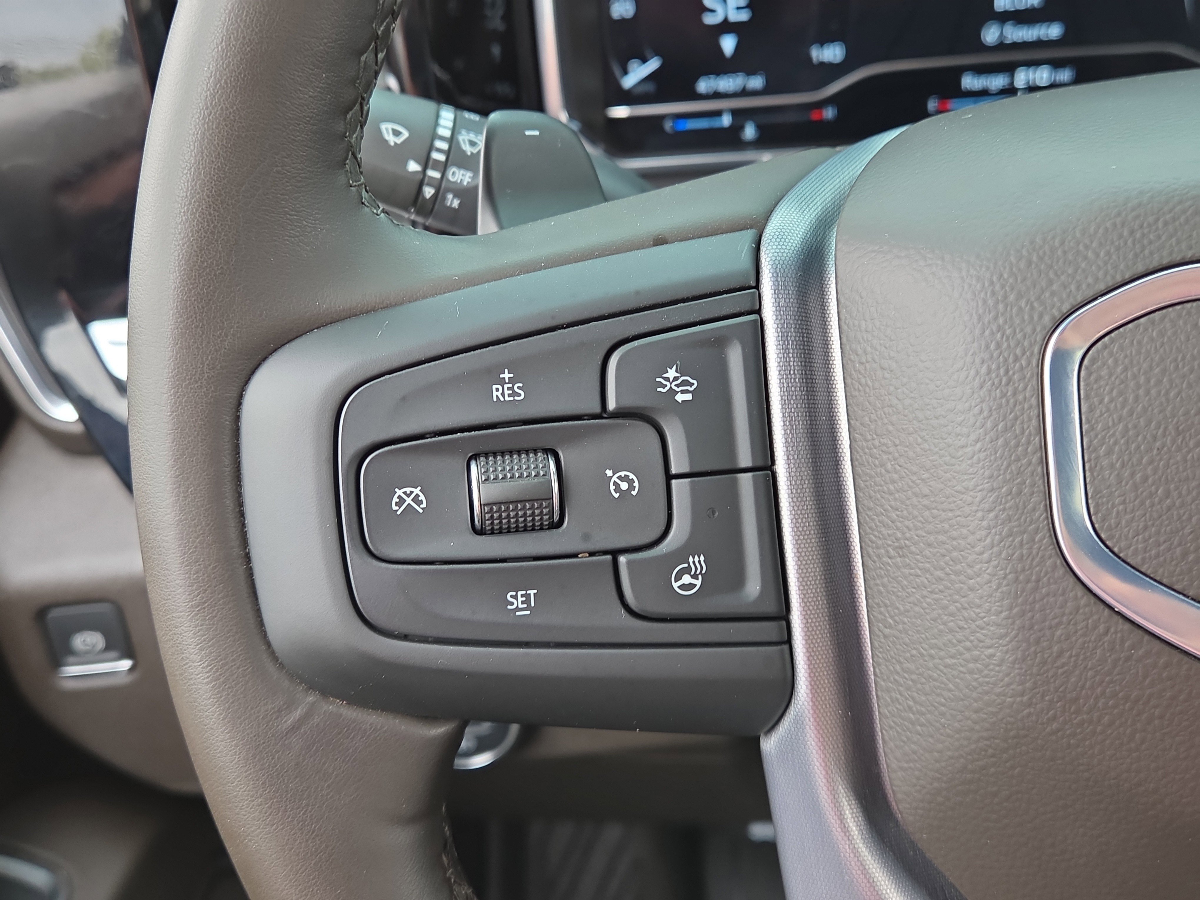 Used 2024 GMC Sierra 1500 SLT w/ SLT Premium Plus Package AWD/4WD image 21