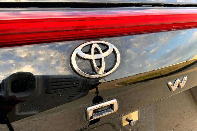 Used 2025 Toyota Crown Signia w/ Advanced Technology Package image 31