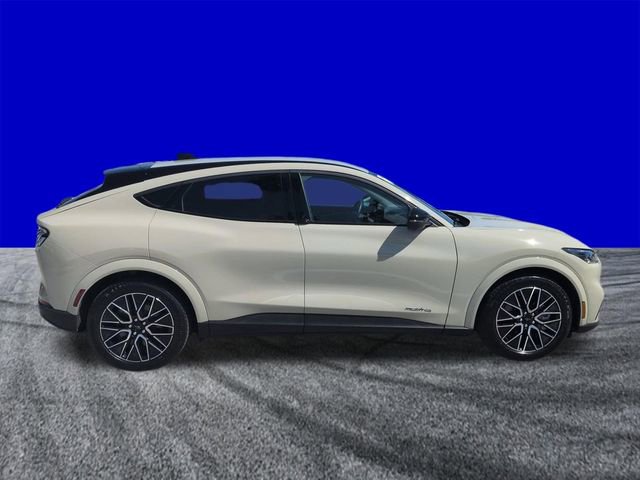 Certified 2025 Ford Mustang Mach-E Premium AWD/4WD image 3