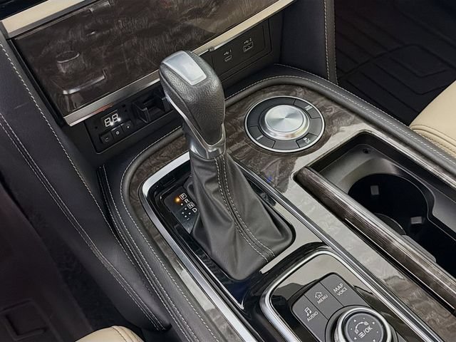 Used 2022 Nissan Armada Platinum w/ Captain's Chairs Package RWD image 20