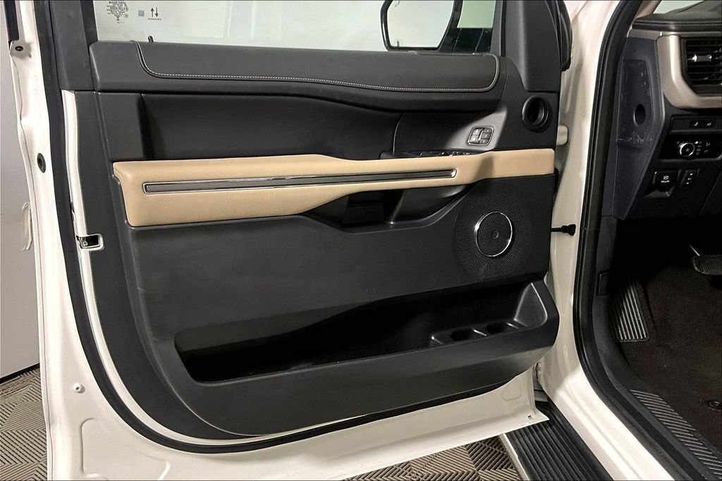 Certified 2023 Ford Expedition Max XLT RWD image 18
