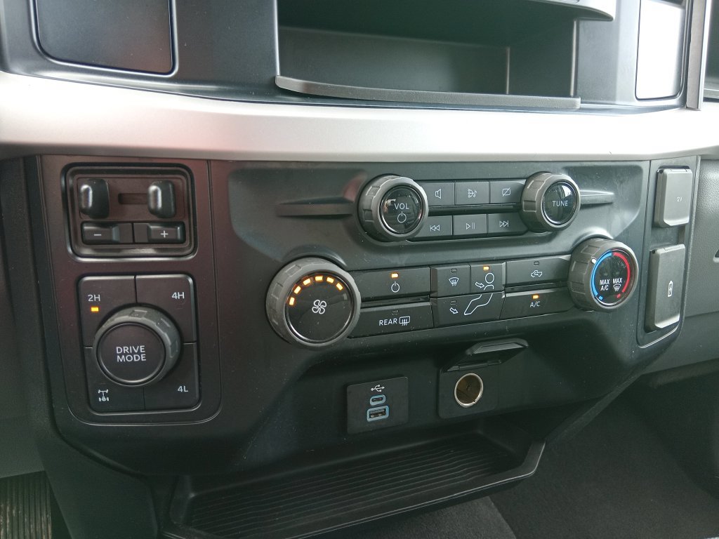 Certified 2024 Ford F250 XL w/ STX Appearance Package AWD/4WD image 18