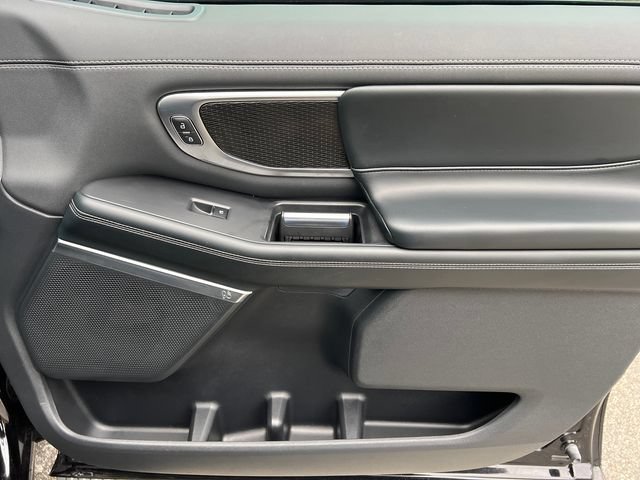 Certified 2025 Ford Expedition Platinum w/ Stealth Performance Package AWD/4WD image 19