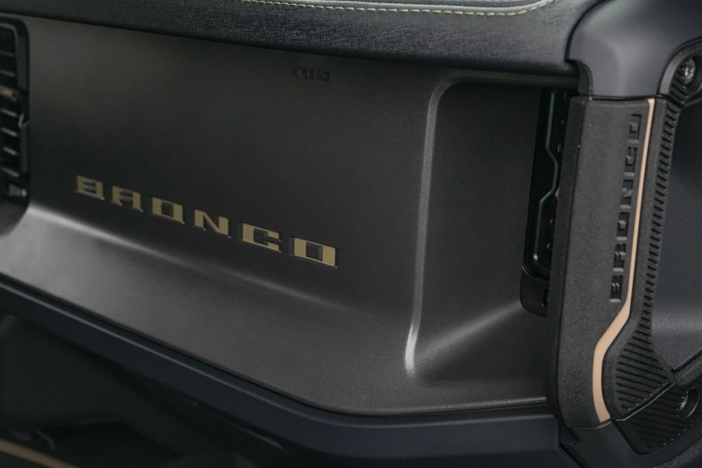 Certified 2025 Ford Bronco Badlands image 31