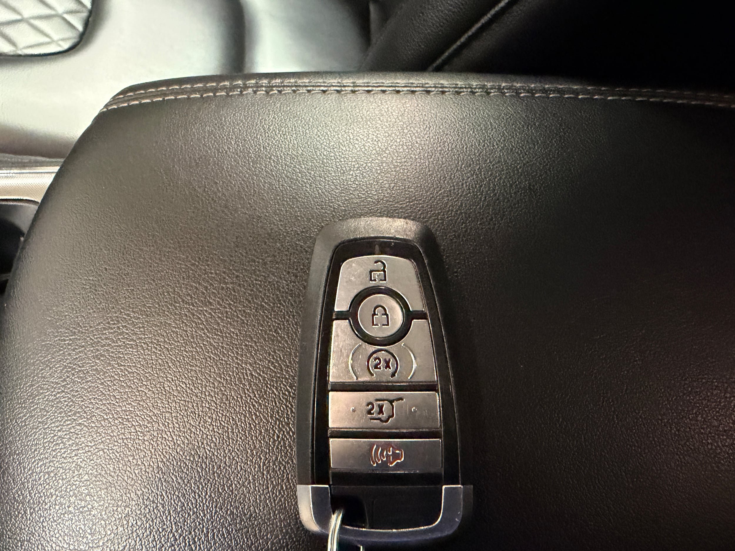 Certified 2024 Ford Edge Titanium AWD/4WD image 37