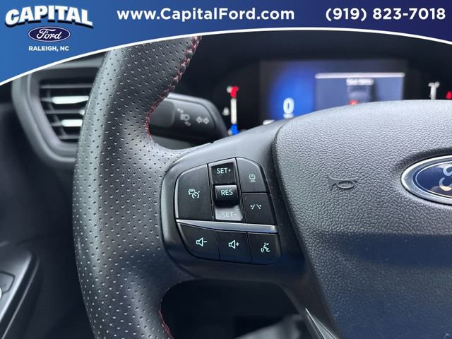 Certified 2024 Ford Escape ST-Line w/ Tech Pack #1 image 21